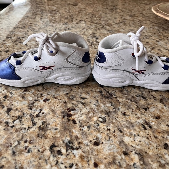 Reebok Questions - Picture 4 of 7